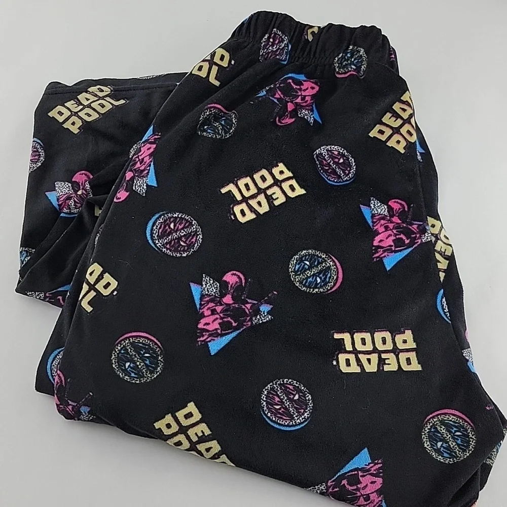 Aeropostale Black Deadpool Graphic Sleepwear Pants Sz M Super Soft Velour Fleece - Picture 2 of 6